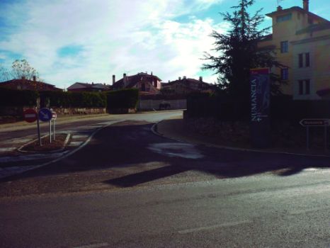 Desvío al yacimiento arqueológico de Numancia en el núcleo urbano de Garray